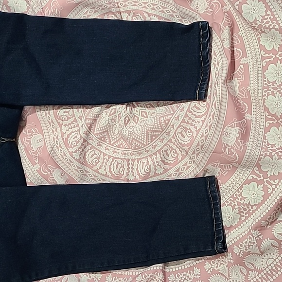 Woman's jeans - Picture 4 of 8